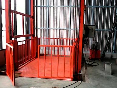 HYDRAULIC  4 COLUMN LIFT TABLE     